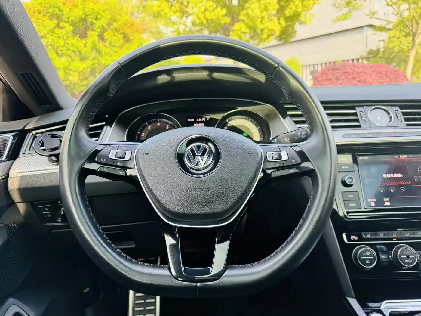 Volkswagen FAW-Volkswagen CC 2019 330TSI Charm Edition China VI фото 9