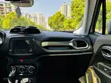 صورة 9 - Jeep Renegade