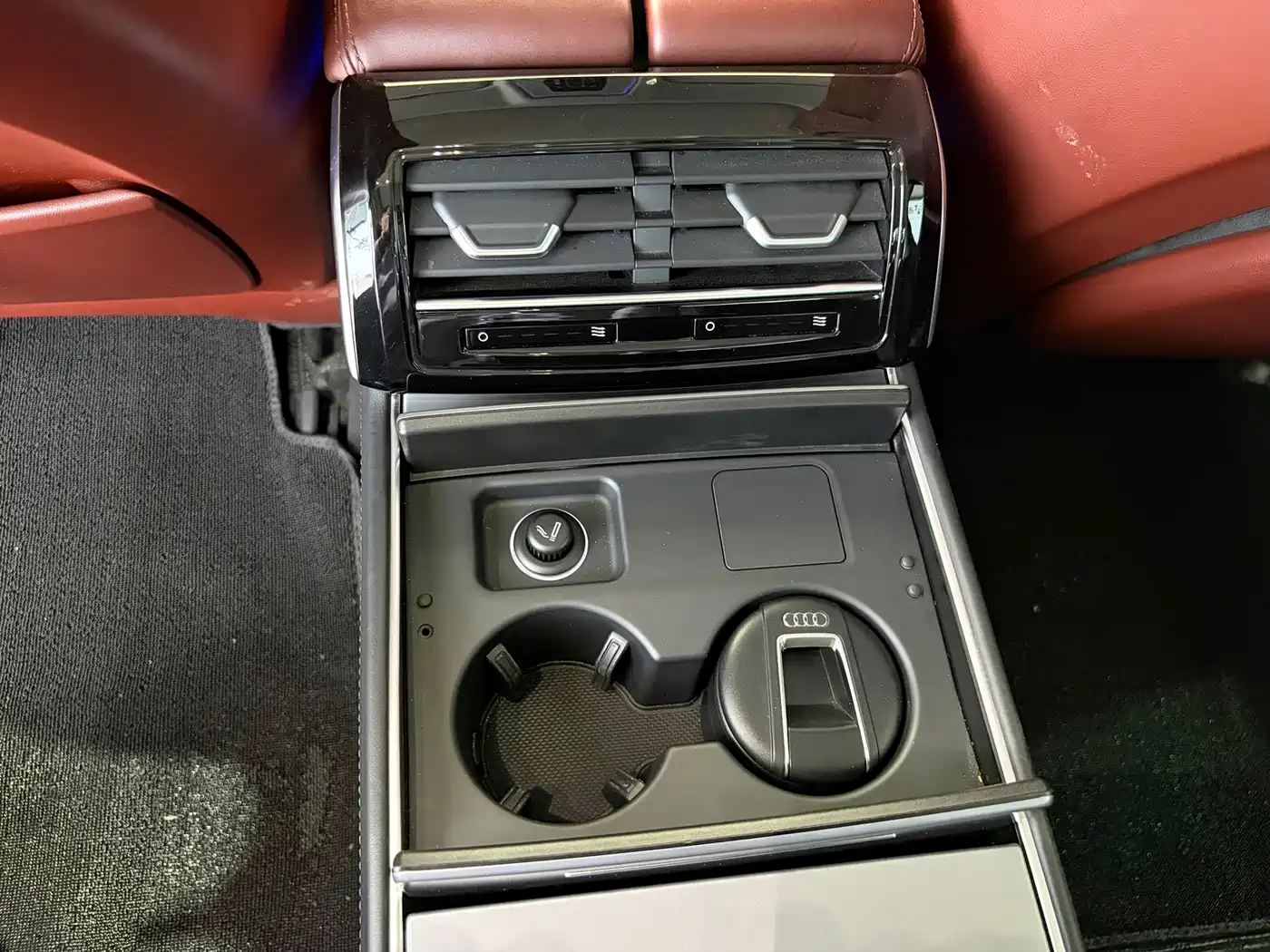 Audi A8 2018 A8L 55 TFSI quattro Luxury фото 19