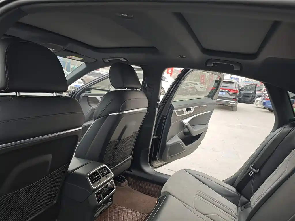 Audi A6L 2024 45 TFSI quattro Premium Dynamic фото 20