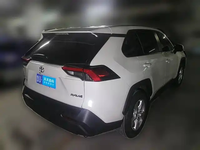 Toyota RAV4 Rongfang 2024 2.0L CVT FWD Urban Edition — фото 5