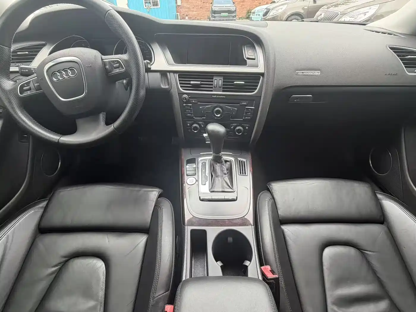 Audi A5 (Import) 2010 3.2 coupe quattro фото 12