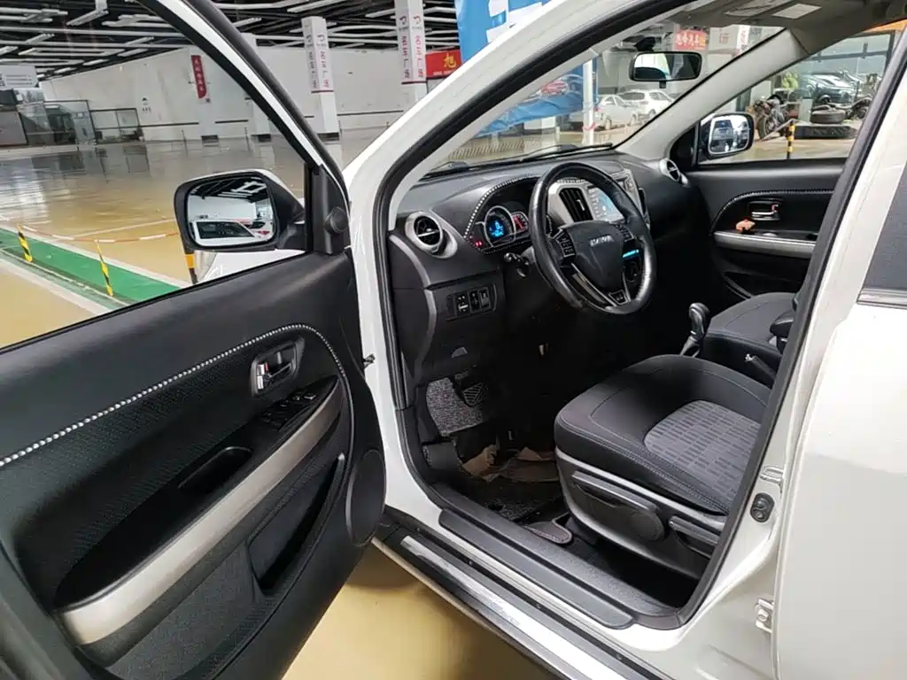 Haval H1 2017 2017 Red Label 1.5L AMT Comfort