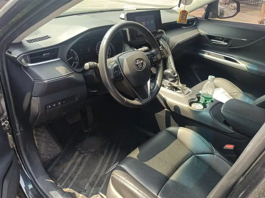 Toyota Lingfang HARRIER 2022 2.0L CVT 2WD Progressive Edition фото 9