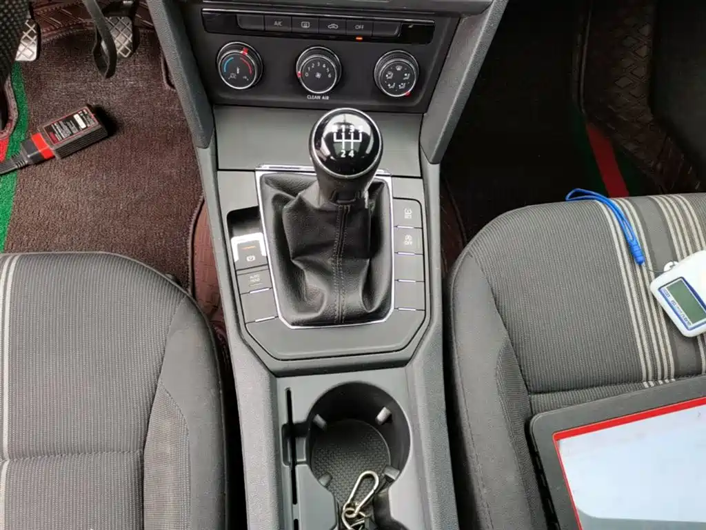 Volkswagen Lamando 2017 230TSI Manual Trend Edition фото 14