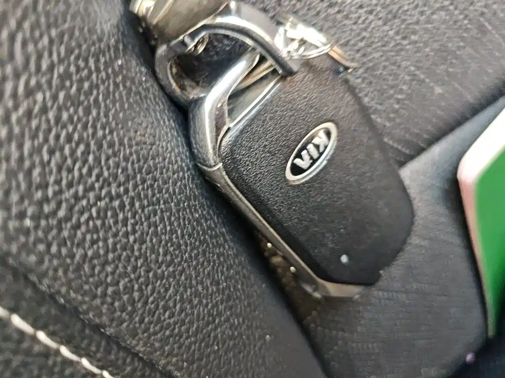 Kia K3 2019 1.5L CVT Smart Connect Edition фото 12