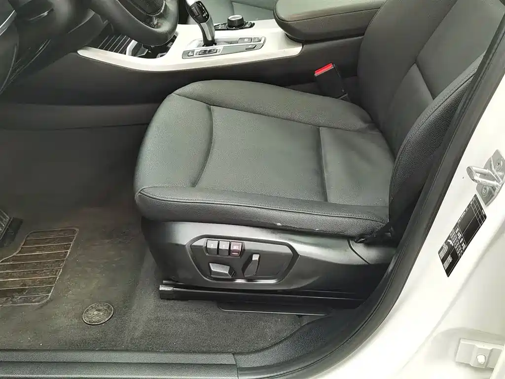 BMW X3 (Import) 2016 sDrive20i фото 20