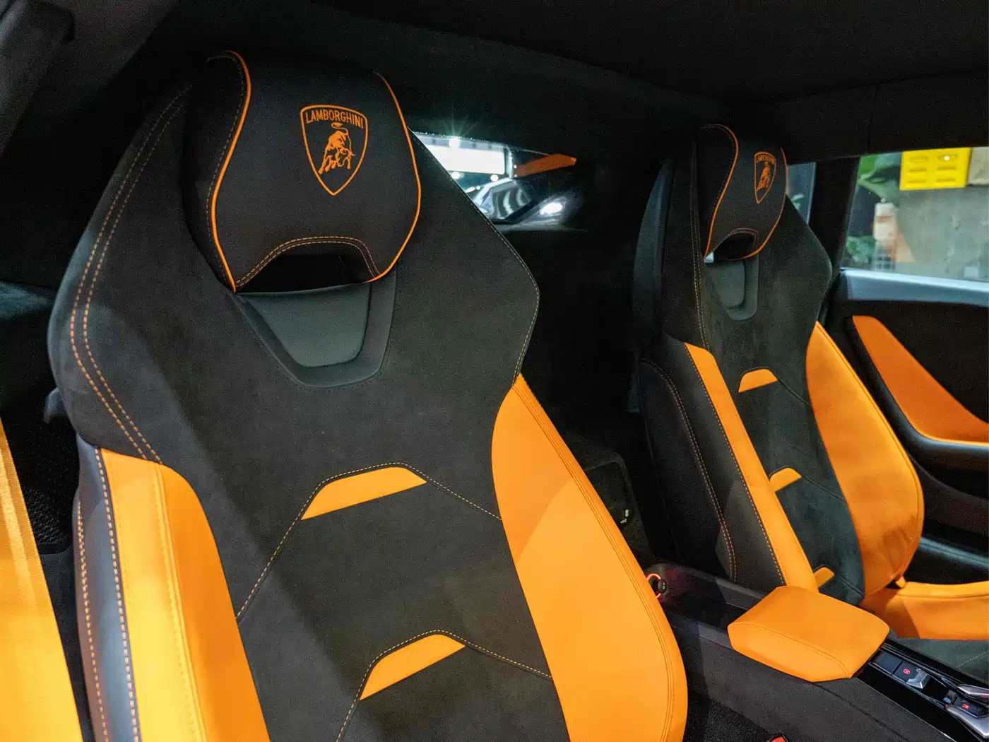 LAMBORGHINI HURACÁN