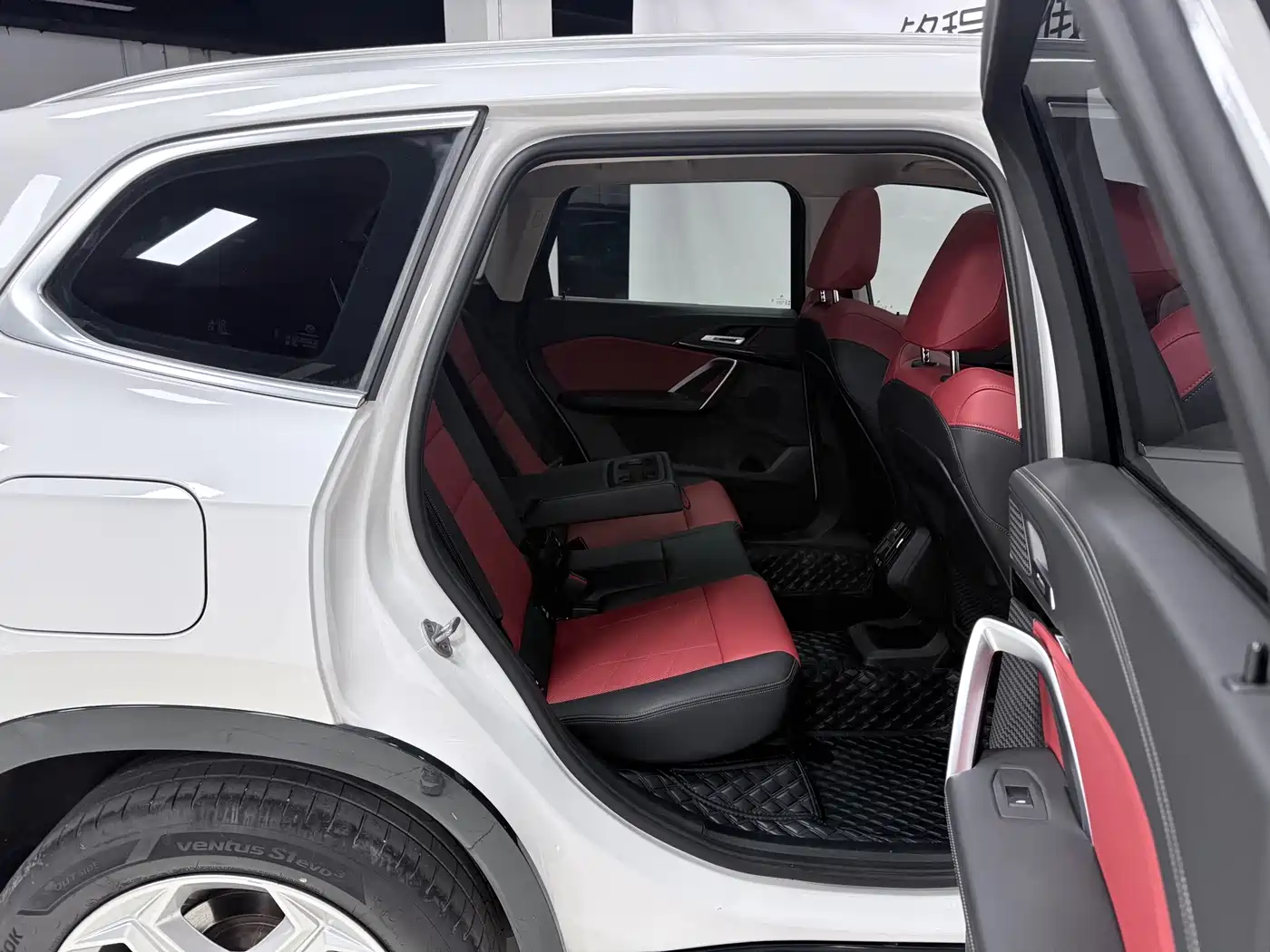 BMW X1 2023 sDrive20Li X Design Package фото 12