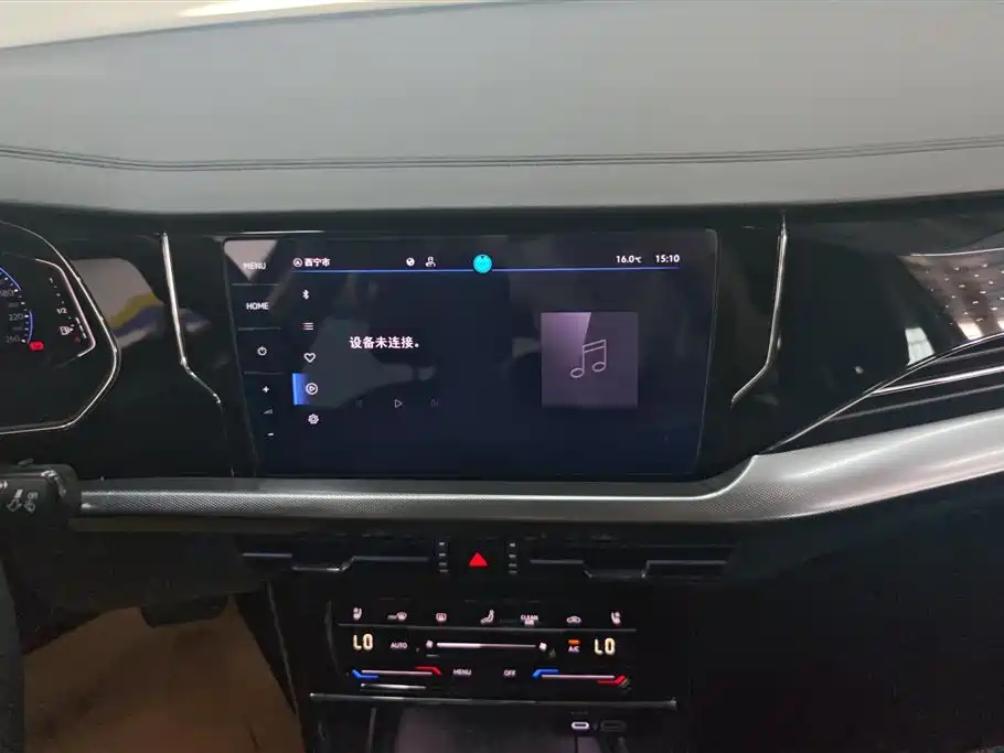 Volkswagen Passat 2024 380TSI Starlight Luxury Edition фото 13
