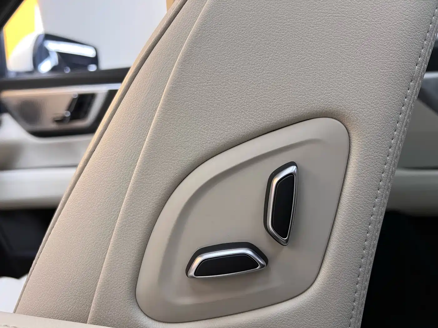 Cadillac CT6 2023 28T Luxury Edition фото 27