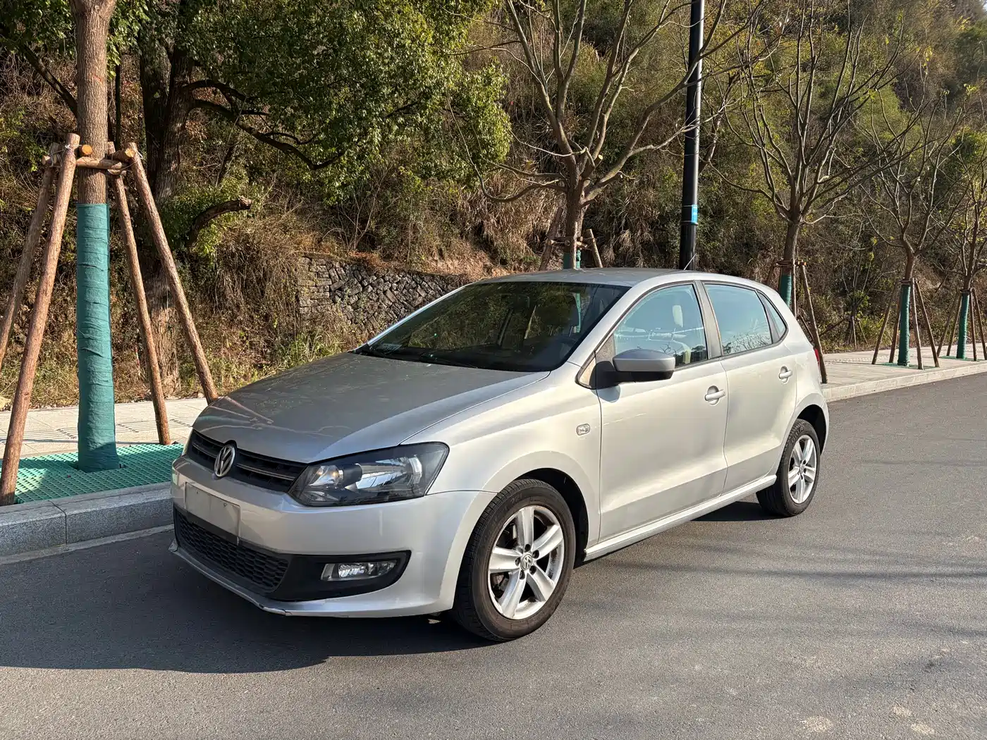 Volkswagen Polo 2011 1.6L Automatic Cool Edition