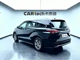 Фото 7 - Toyota Sienna