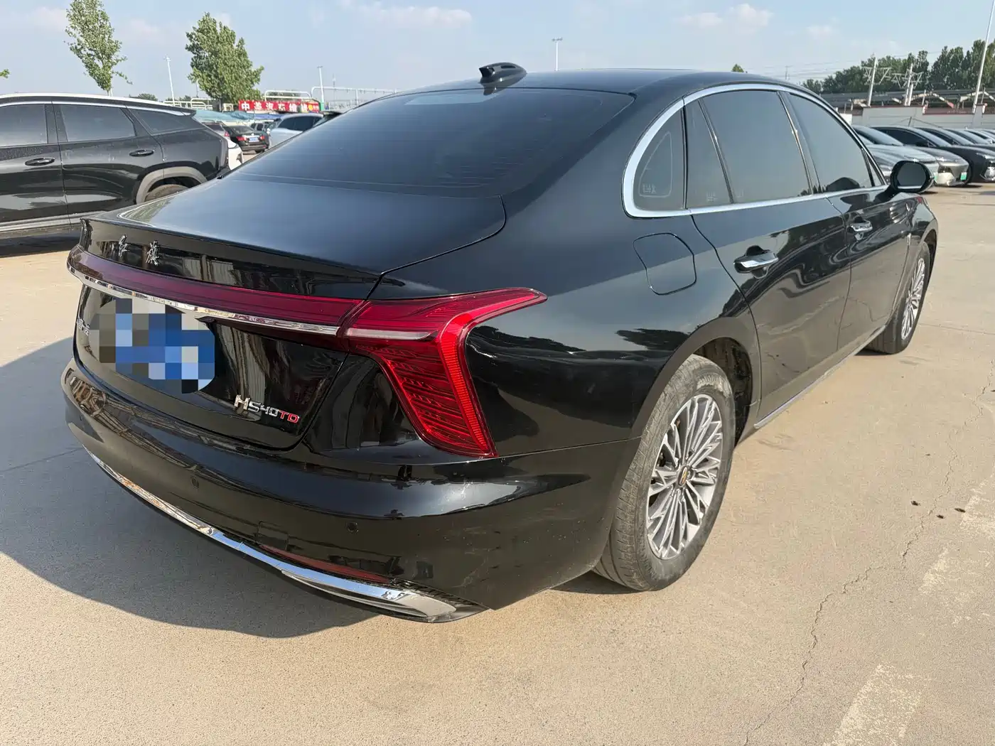 Hongqi H5 2023 2.0T Auto Smart Connect Flag Enjoy фото 17