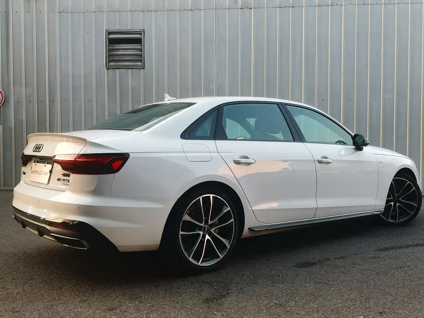 Audi A4L 2023 40 TFSI quattro Luxury Sport фото 14