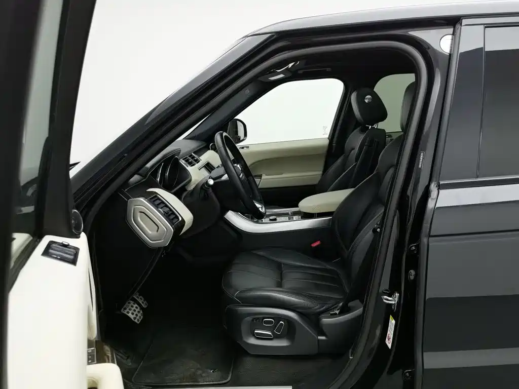 Фото 10 - Land Rover Range Rover Sport