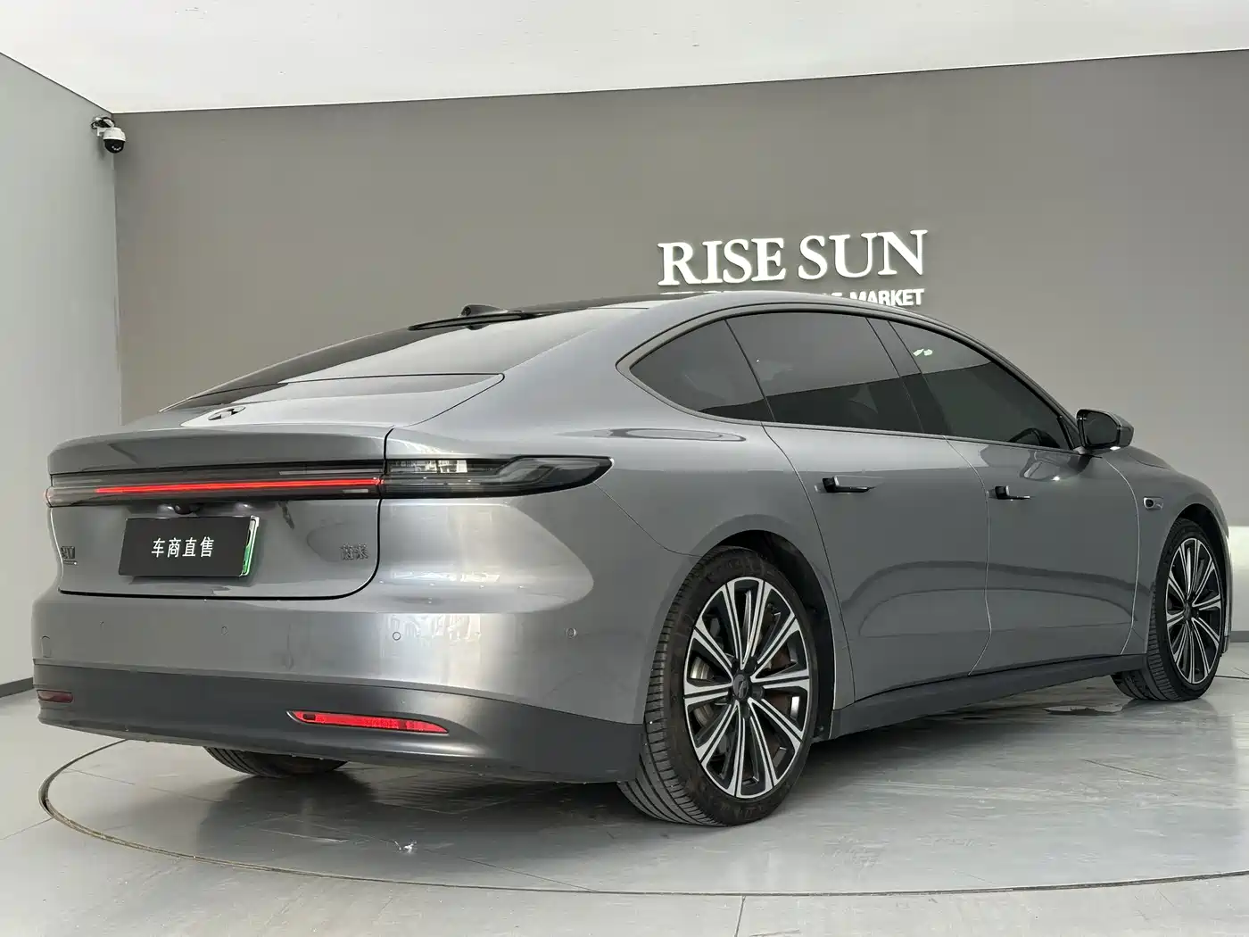NIO ET7 2024 2024 75kWh Executive Signature Edition