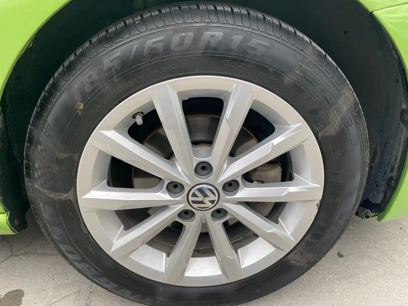Volkswagen Polo 2013 1.6L Automatic Comfort Edition фото 16