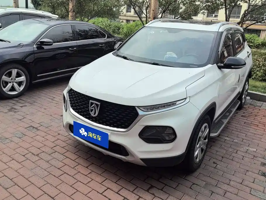 Baojun 510 2020 2019 1.5L Manual Premium China V