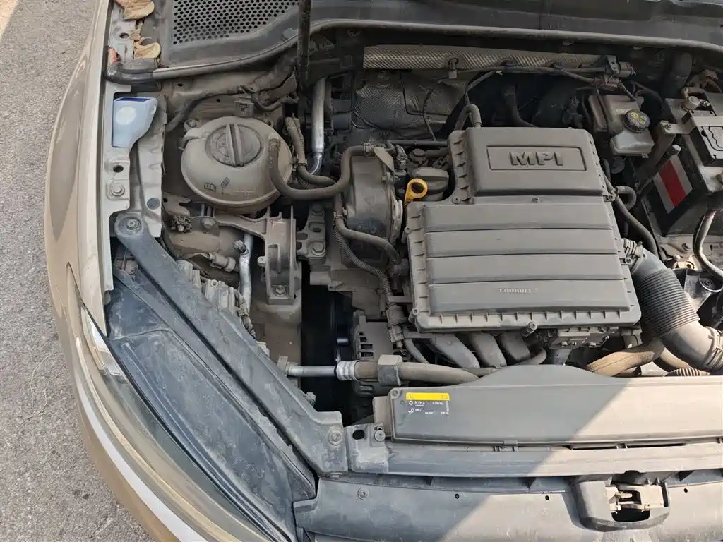 Volkswagen Golf 2018 1.6L Automatic Comfort фото 19