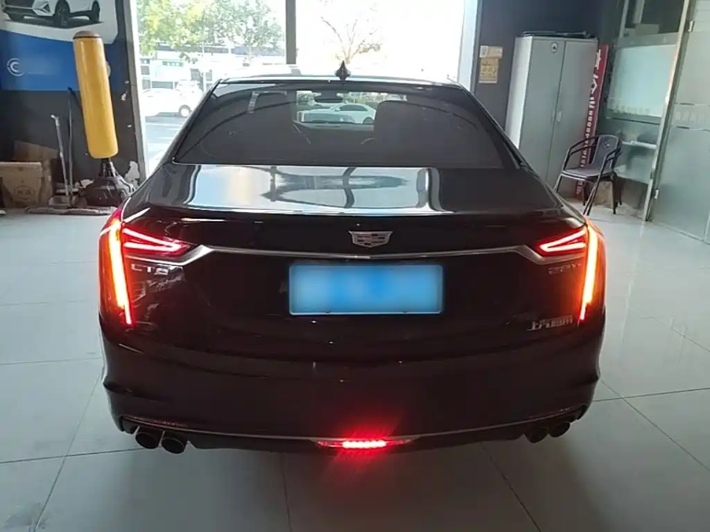 Фото 6 - Cadillac CT6