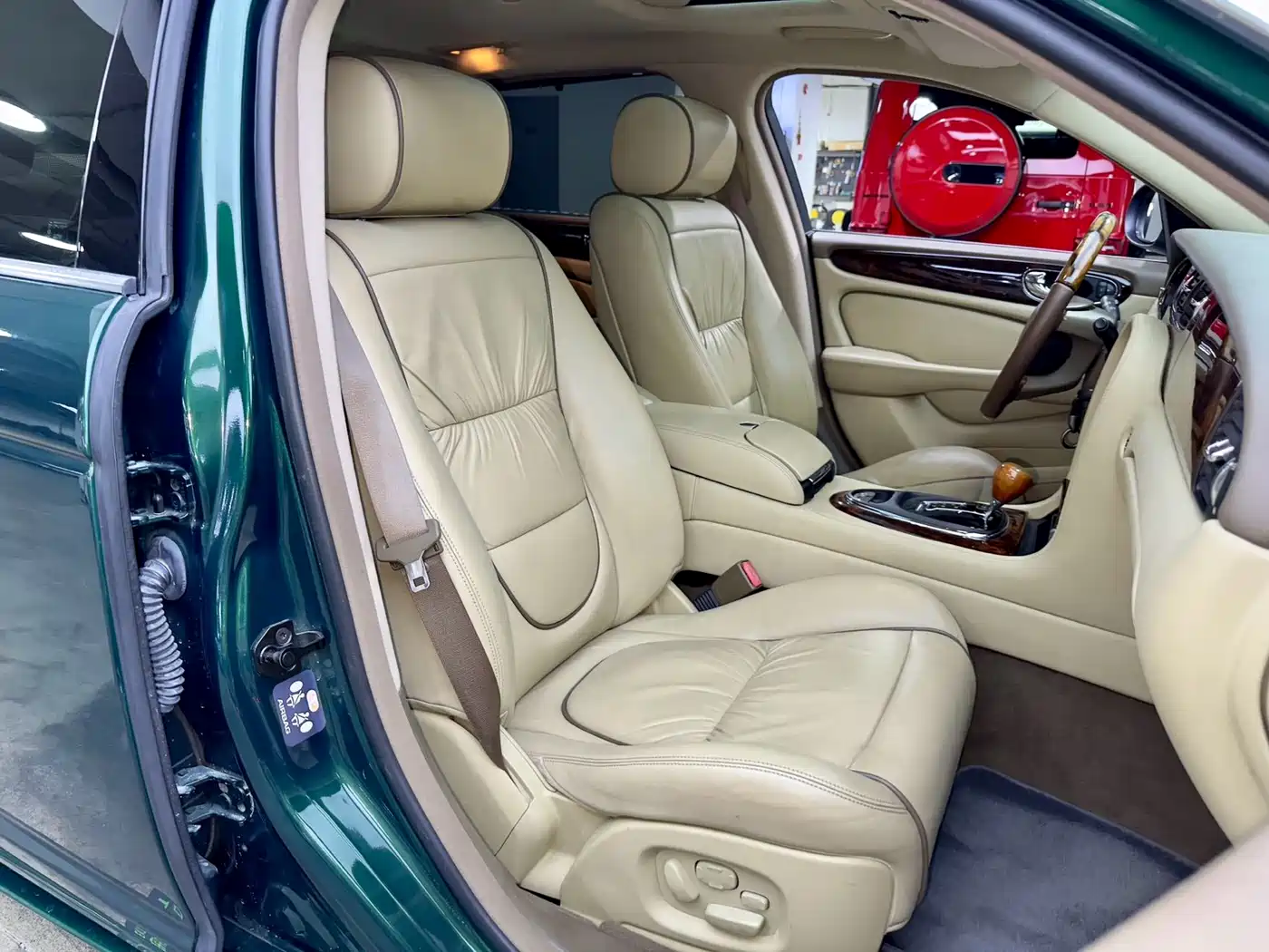 Jaguar XJ 2007 Model XJ8L 4.2 Royal Long Wheelbase фото 24