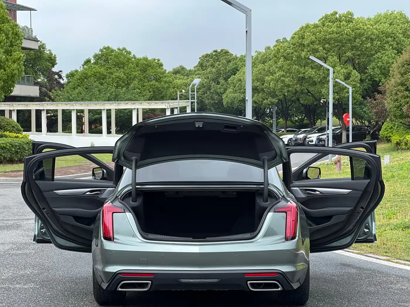 CADILLAC CT5