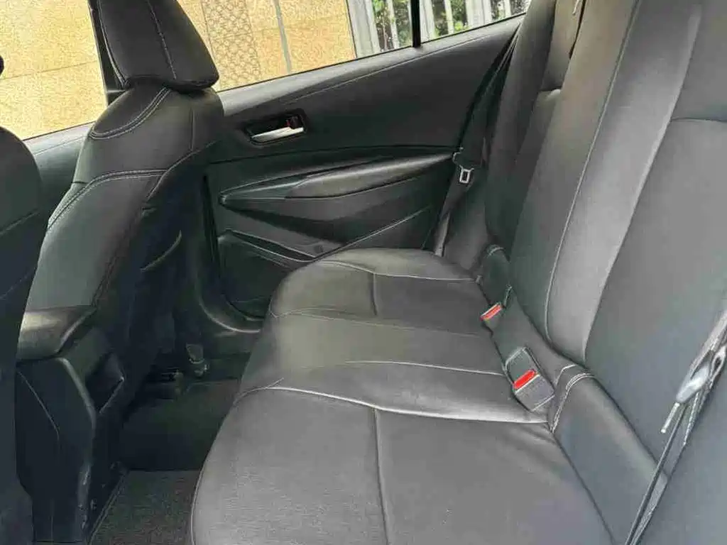 Toyota Corolla 2019 1.2T S-CVT GL Pioneer Edition фото 10