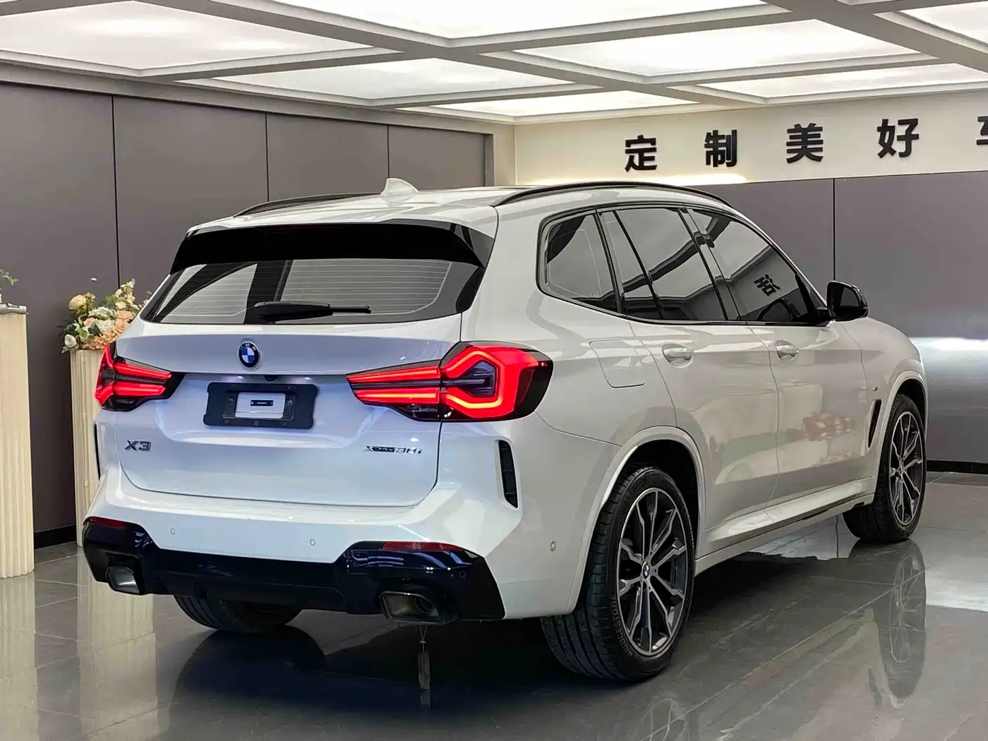 BMW X3 2022 Facelift xDrive30i Leading M Shadow Edition фото 7