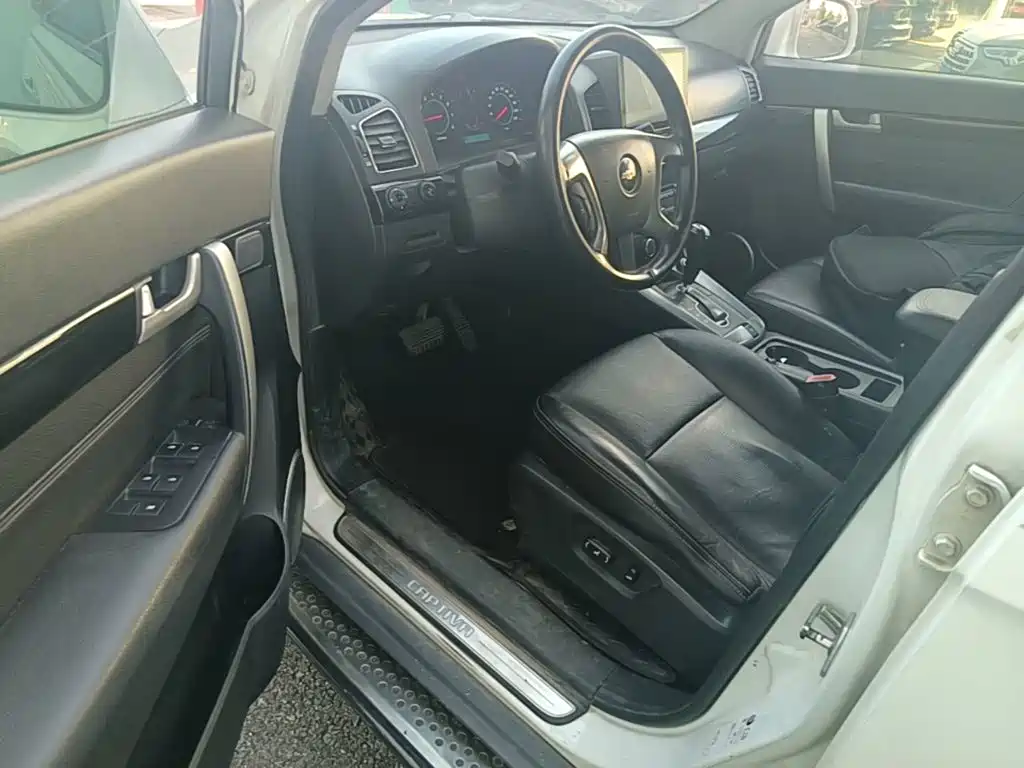 Chevrolet Captiva 2020 2017 2.4L 2WD Urban Edition 7-Seater