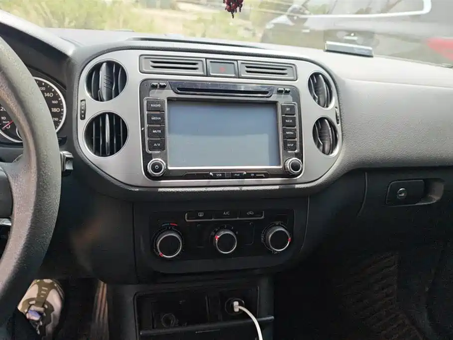 Volkswagen Tiguan 2013 1.8TSI Auto 2WD Trend Edition фото 13