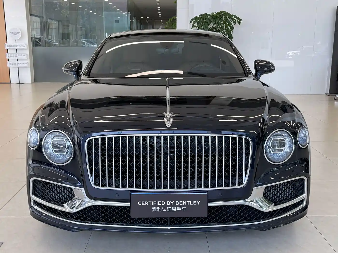 Bentley Flying Spur 2024 2024 4.0T V8 Standard Edition