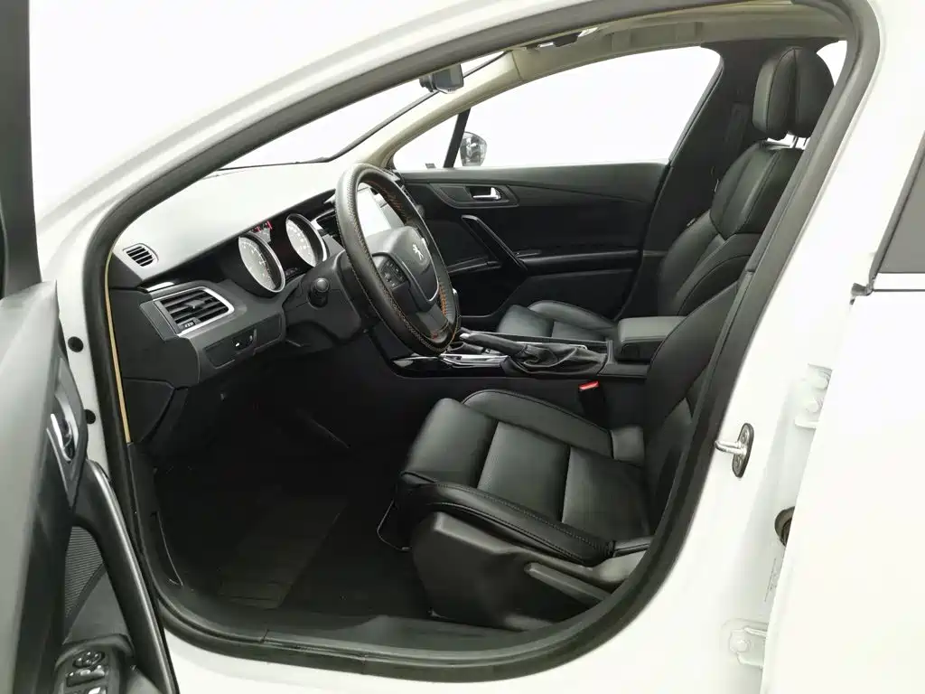 صورة 10 - Peugeot 508