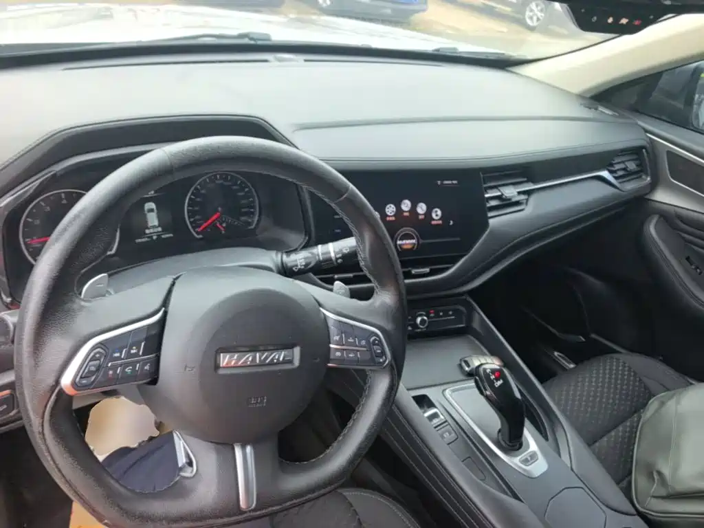 Фото 10 - Haval F7