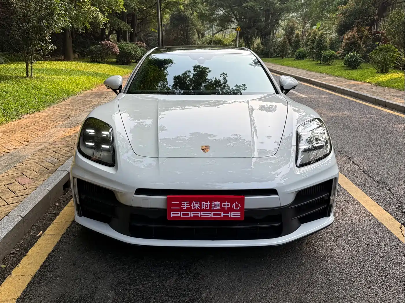 Porsche Panamera 2024 Panamera Executive Long Wheelbase 2.9T фото 2