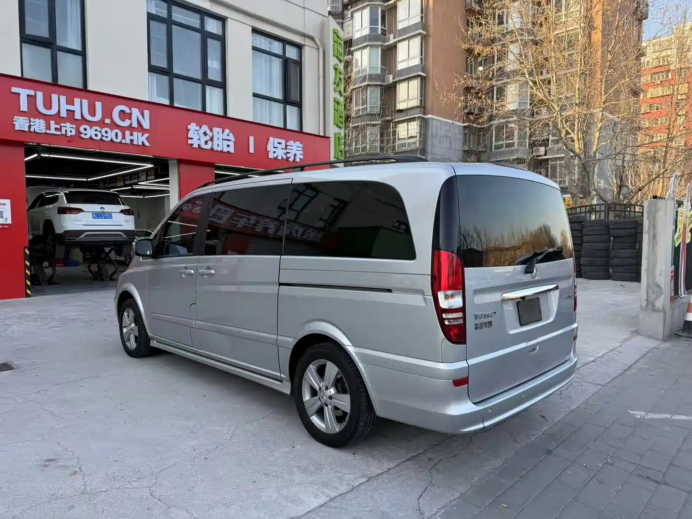 Mercedes-Benz Viano 2013 3.0L Privilege Edition фото 4
