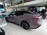 صورة 5 - Lynk & Co 07 EM-P