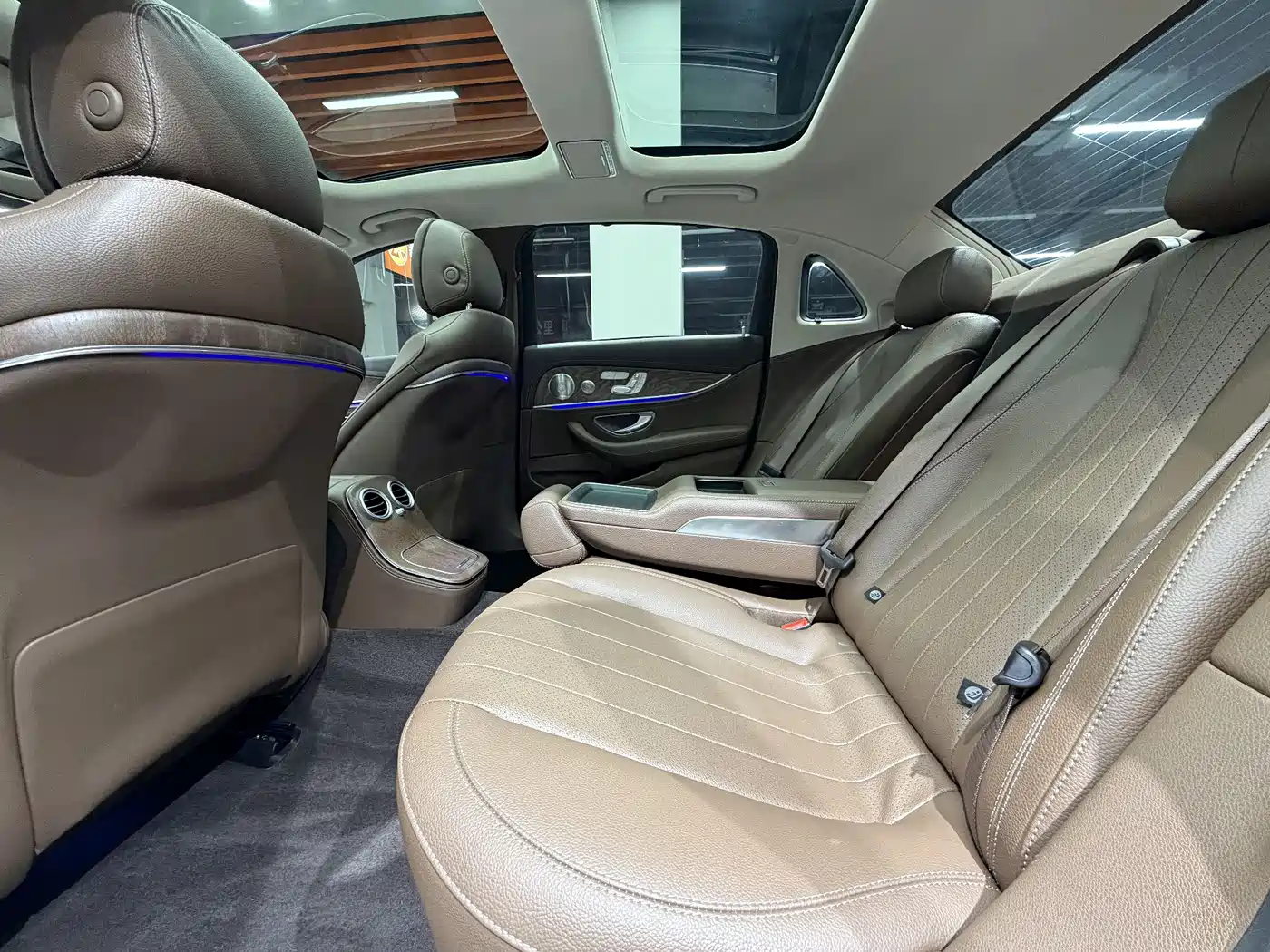 Mercedes-Benz E-Class 2022 Facelift E 300 L Luxury Style фото 9