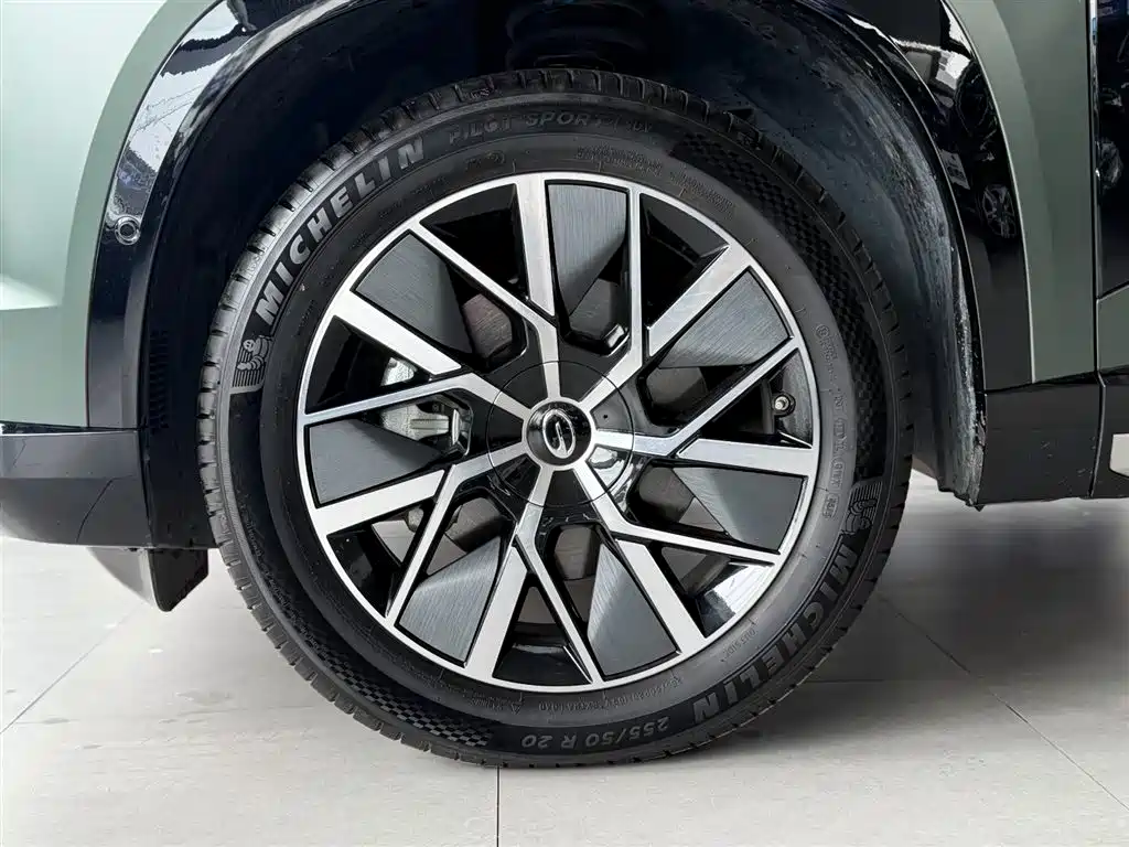 GAC Trumpchi Trumpchi Xiangwang S7 2025 Model 180km Ultra AWD LiDAR Edition фото 31