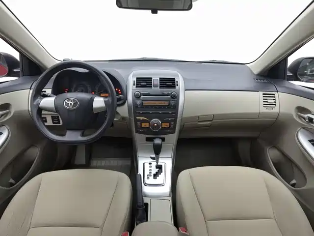 Toyota Corolla 2011 1.8L CVT GL-i — фото 5