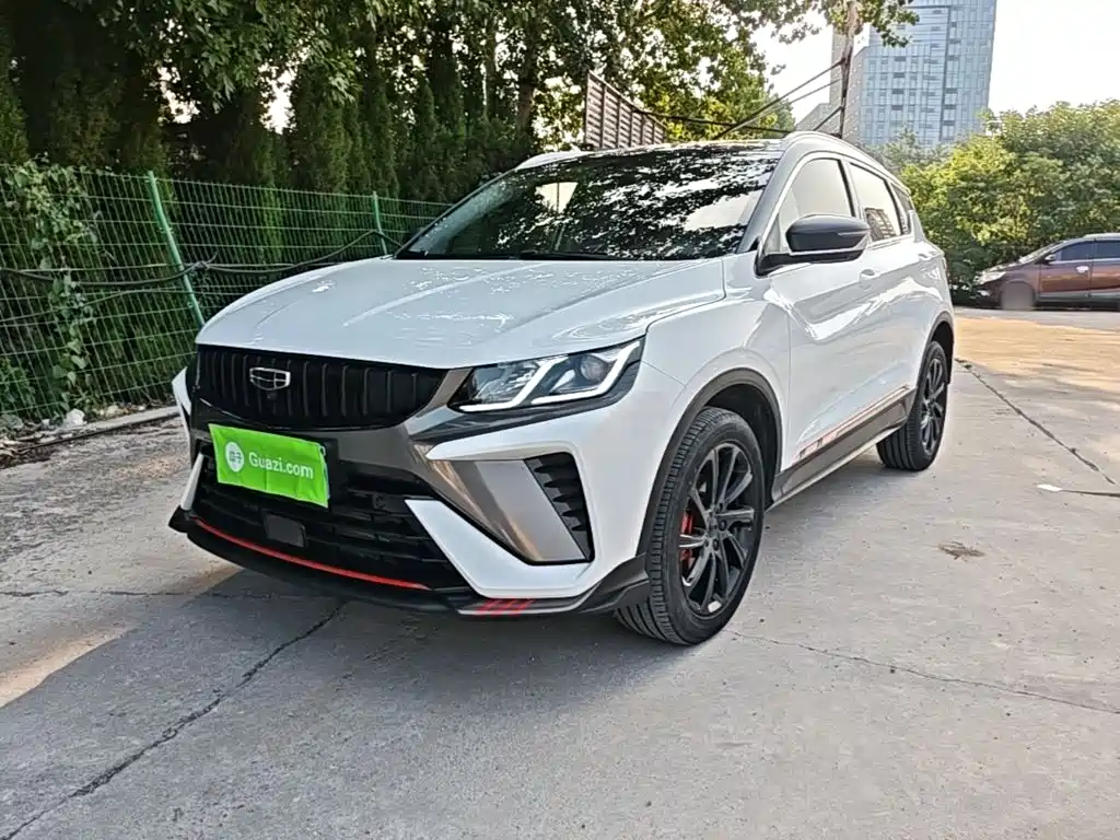 Фото 1 - Geely Binyue