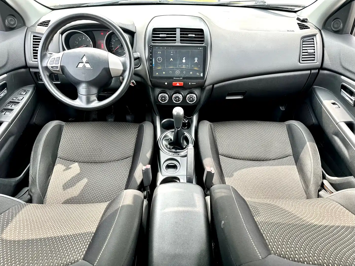 Mitsubishi ASX 2013 2.0L Manual 2WD Comfort фото 36