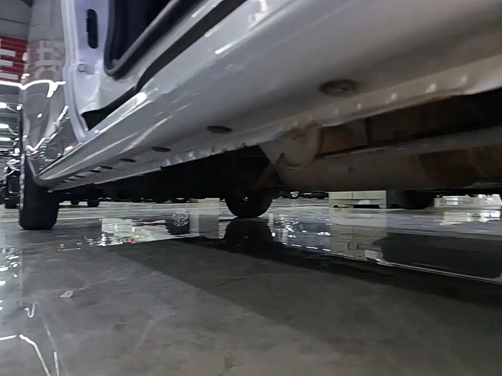 Nissan NV200 2014 2013 1.6L Luxury (China IV)