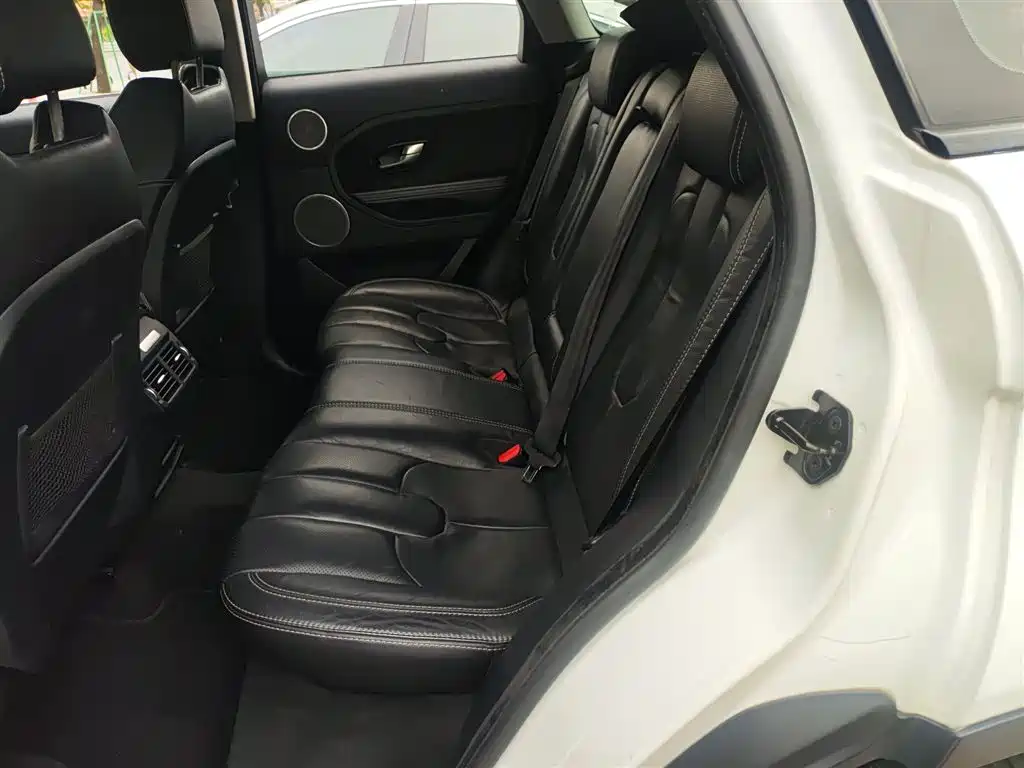 Land Rover Range Rover Evoque (Import) 2014 2.0T 5-door Brilliance Sport фото 13