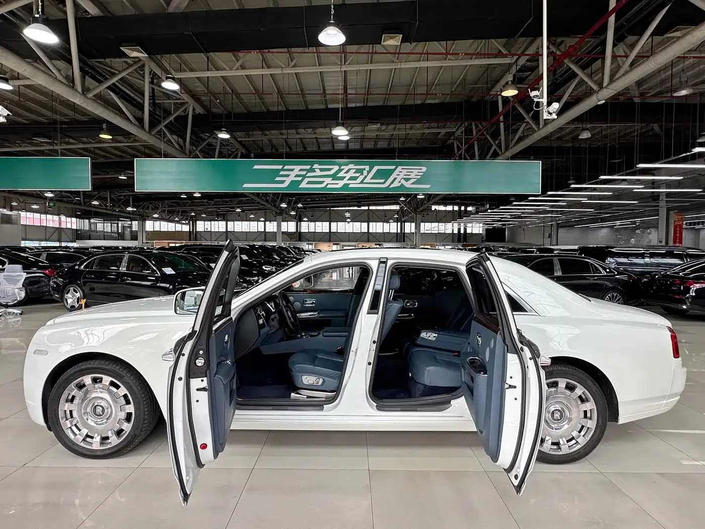 Rolls-Royce Ghost 2011 2010 Model 6.6T Standard