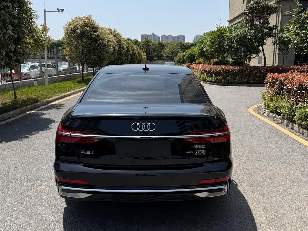 Audi A6L 2024 45 TFSI quattro Premium Dynamic фото 5