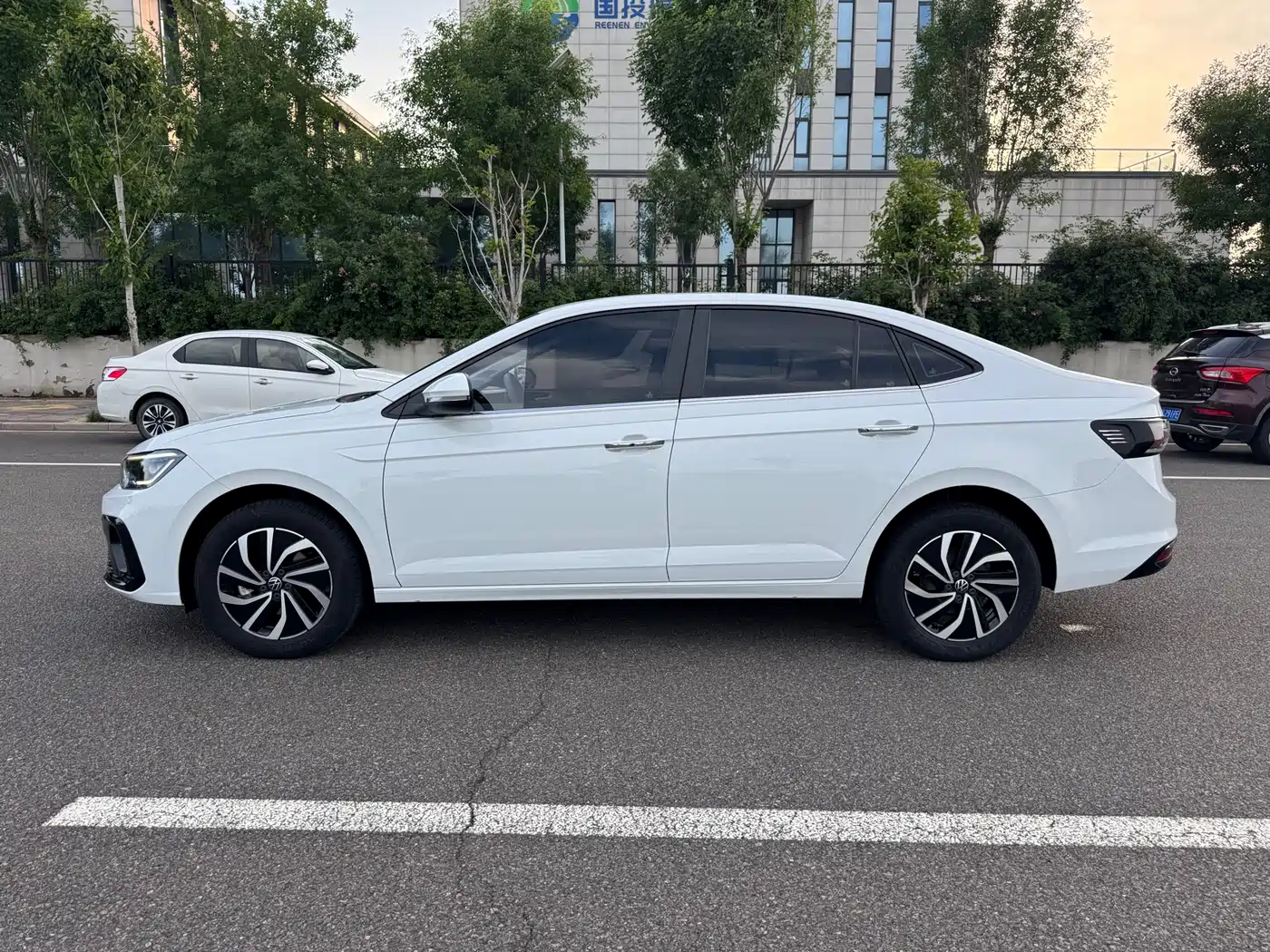Volkswagen Lavida 2023 New Trend 1.5L Auto Aspiration Edition фото 4