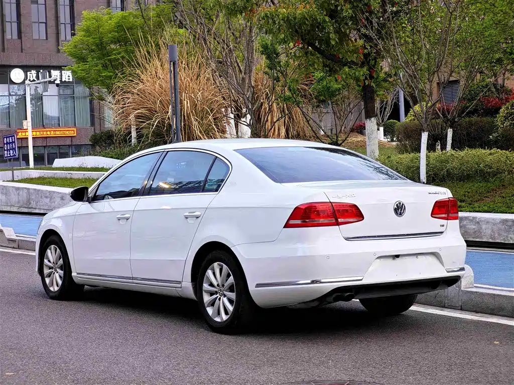 Volkswagen Magotan 2013 1.8TSI Luxury фото 4