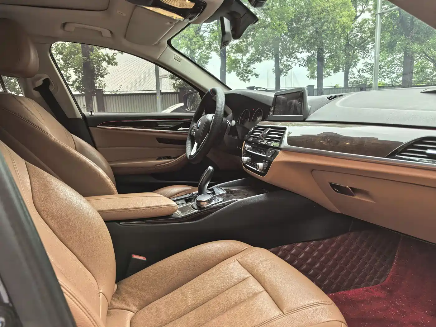 BMW 5 Series 2018 528Li Launch Special Edition фото 4