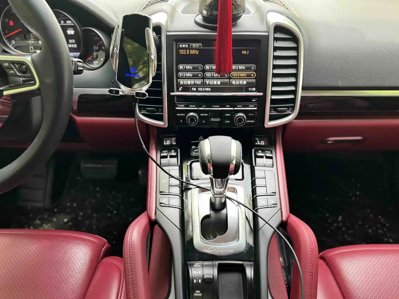 Porsche Cayenne 2015 Cayenne S 3.6T фото 12